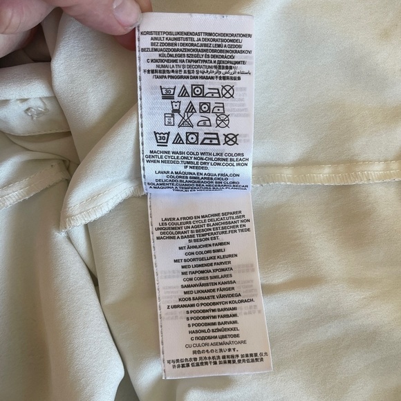 Vintage Guess Off White Sheer Blouse with Bottom Tie-S - Picture 7 of 8